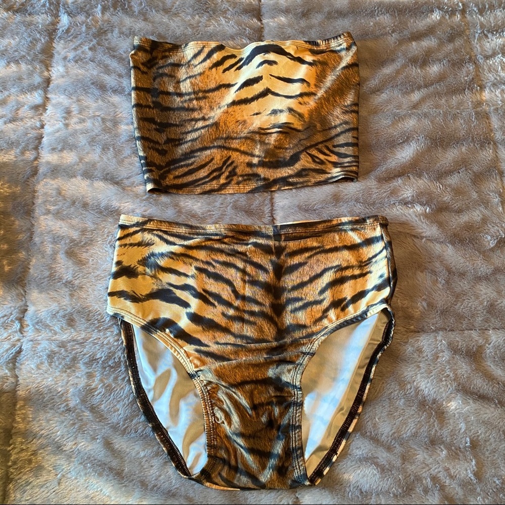 Eat Sleep Rave Tiger Print Set